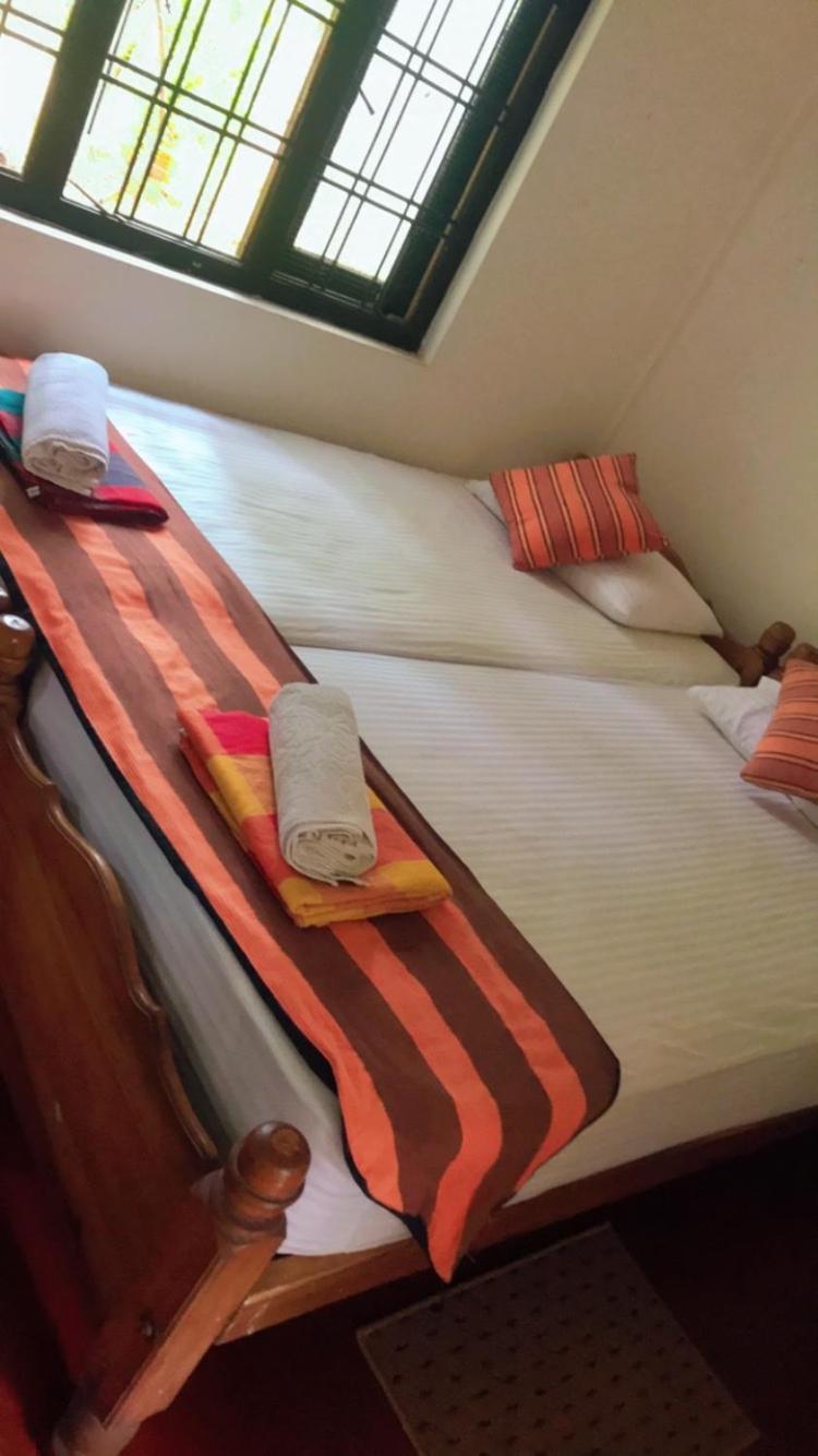 Sujatha Tourist Rest Otel Dambulla Dış mekan fotoğraf