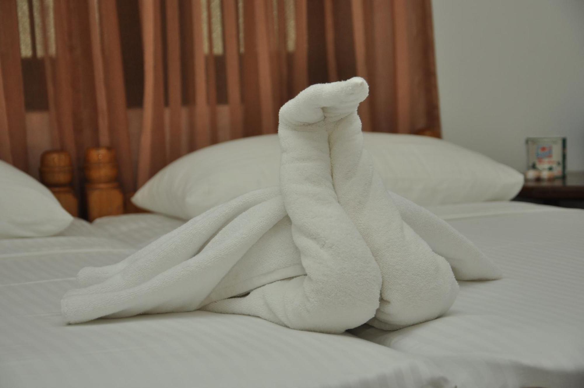 Sujatha Tourist Rest Otel Dambulla Oda fotoğraf
